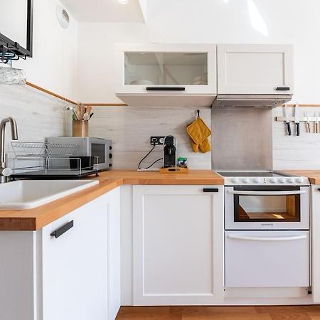 Duplex Charmant : Fibre Optique Wifi - Netflix - Confort + Grenoble Exterior foto